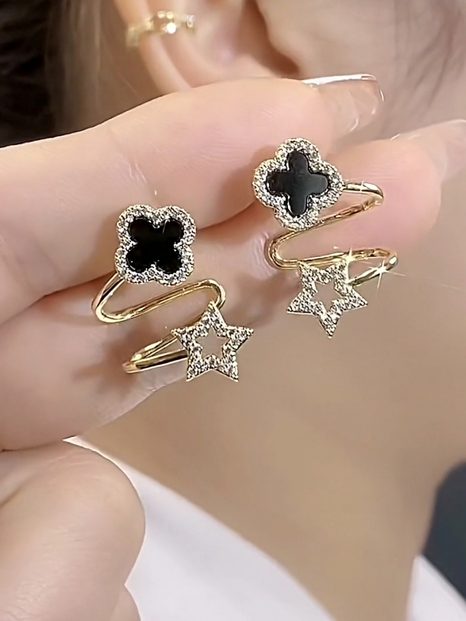 s925 Silver Needle black four-leaf clover fashionable and simple stud earrings, a niche design for women, exuding a sense of high-end, stylish and light luxury pic 5