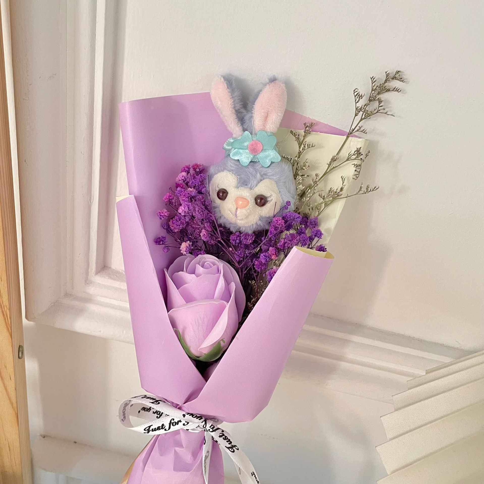 批发满天星兔子玩偶花束七夕情人节礼物花束生日包装香皂花送女生国潮详情4