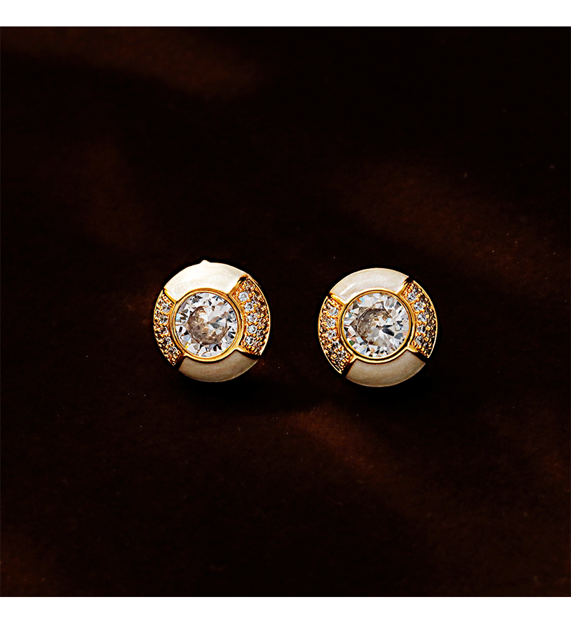 Hyacinth925 agujas de plata nicho francés ligero extravagancia delicados aretes moda temperamento adelgazar aretes 2025 nuevo estilo de moda moda pic 7