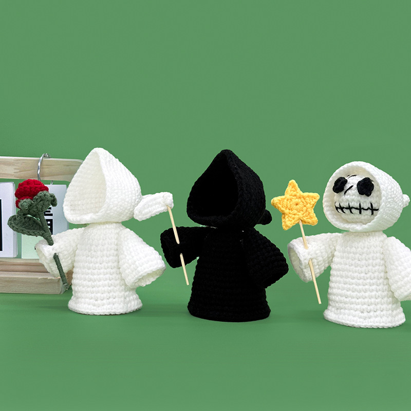Wholesale and customization of white ghost-shaped crocheted dolls, plush toys and trendy toys pic 18