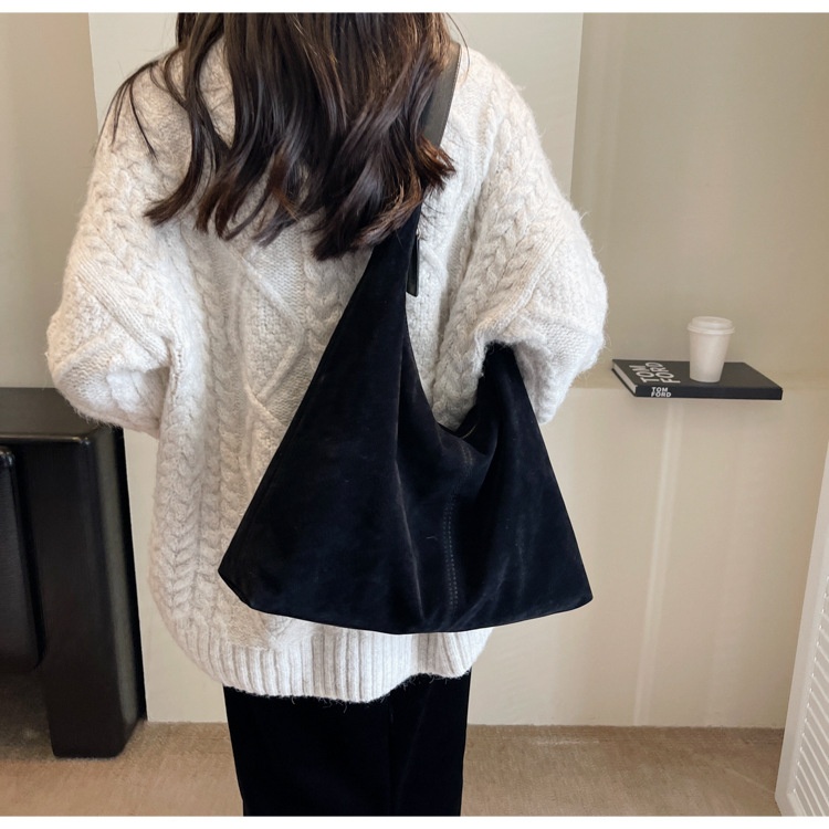 Retro matte tote bag, autumn and winter bag, commuter underarm bag, large-capacity single-shoulder tote bag, simple single-shoulder bag for women pic 48