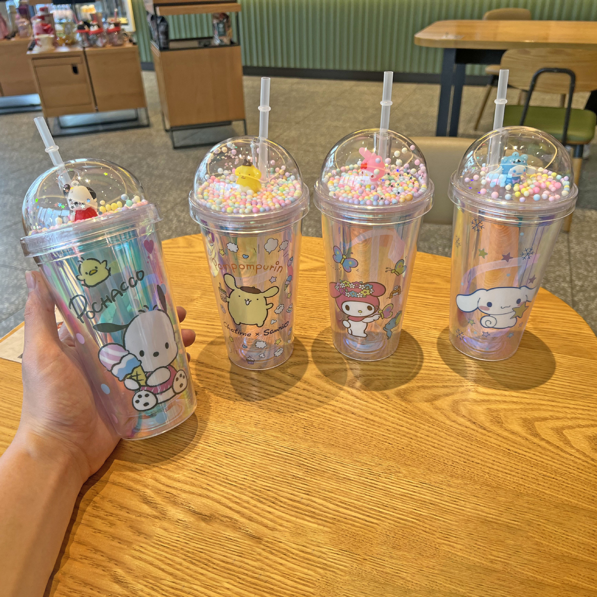 跨境新款三丽欧水杯批发双层观景塑料杯儿童卡通库洛米镭射吸管杯详情5