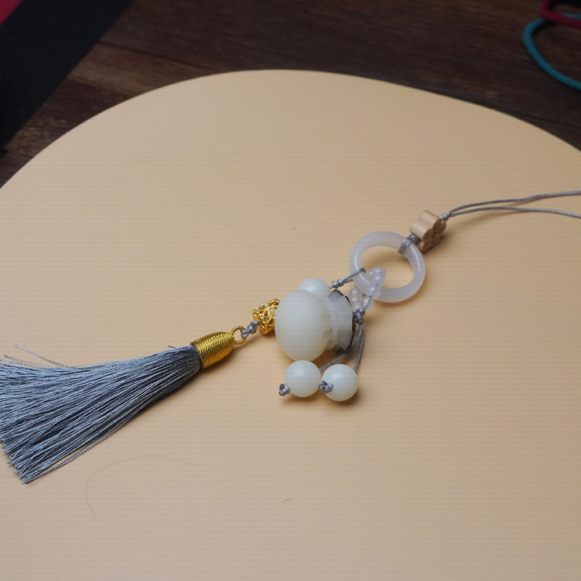 景区白玉菩提钱袋钥匙挂创意古风有钱花玉髓流苏手机挂件饰品配饰详情7