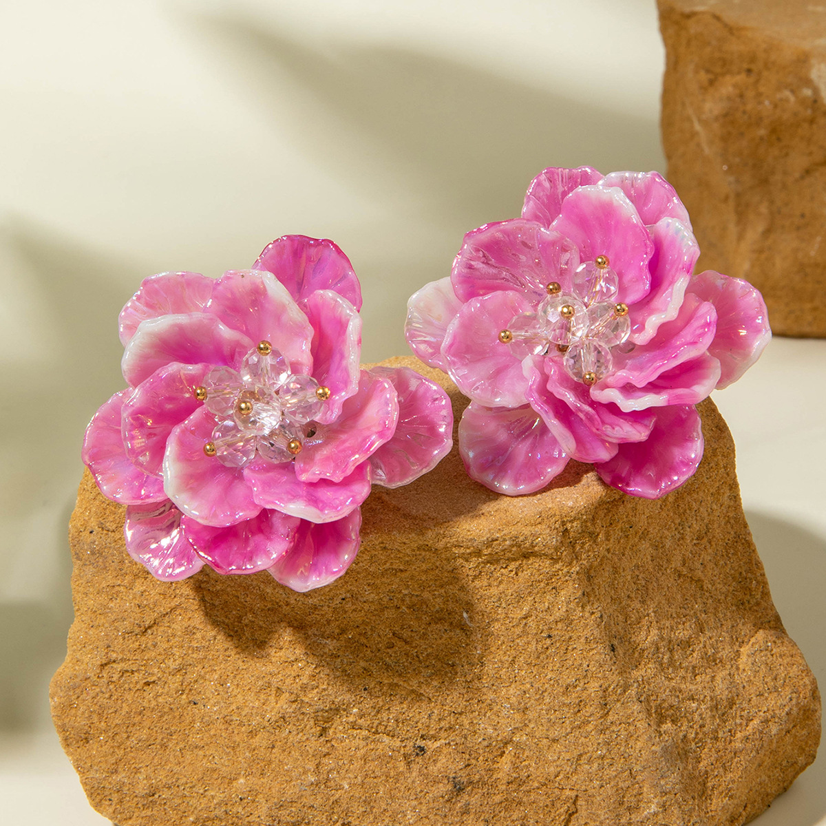 亚马逊跨境清新甜美彩色树脂花瓣花朵耳钉气质多巴胺 耳环耳饰女详情94