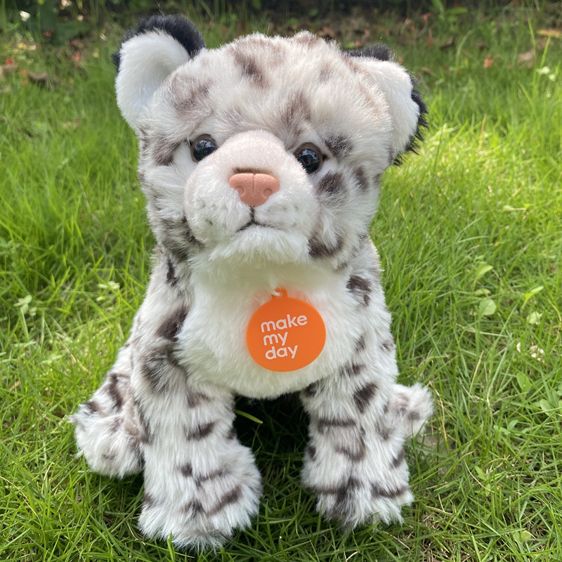 A cute plush toy of a leopard for sleeping, a simulated soothing doll, and a snow leopard doll as a gift for the zoo pic 2