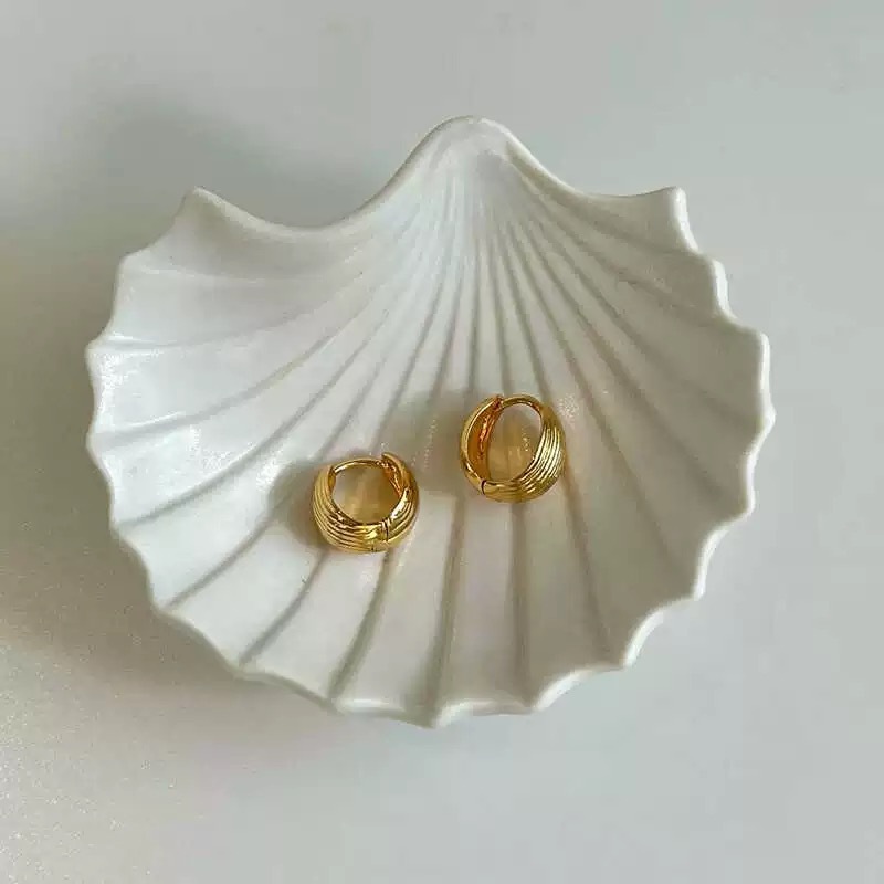 ins韩国博主fever同款双面贝壳耳钉女小众设计精致百搭纹理感耳圈详情9