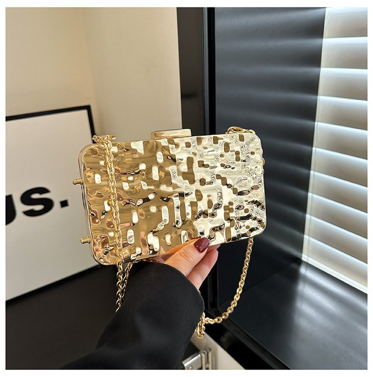 晚宴包金属2024夏季新款盒子女包链条单肩斜挎包褶皱跨镜女手机包详情23