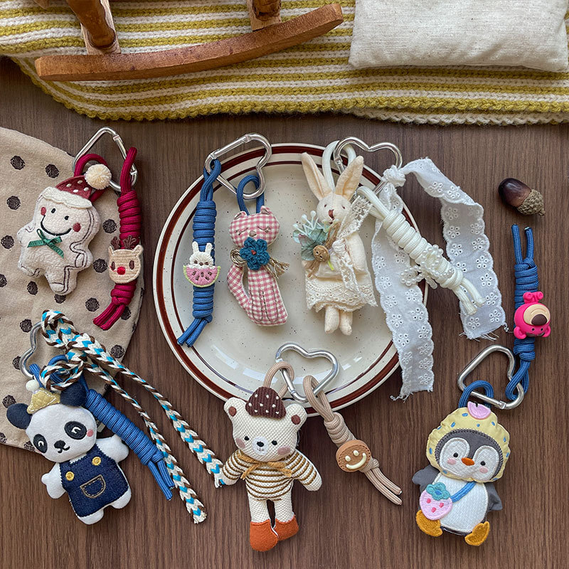 新款韩版卡通手工布艺充棉钥匙扣立体小熊儿童包包书包挂件饰品女详情2