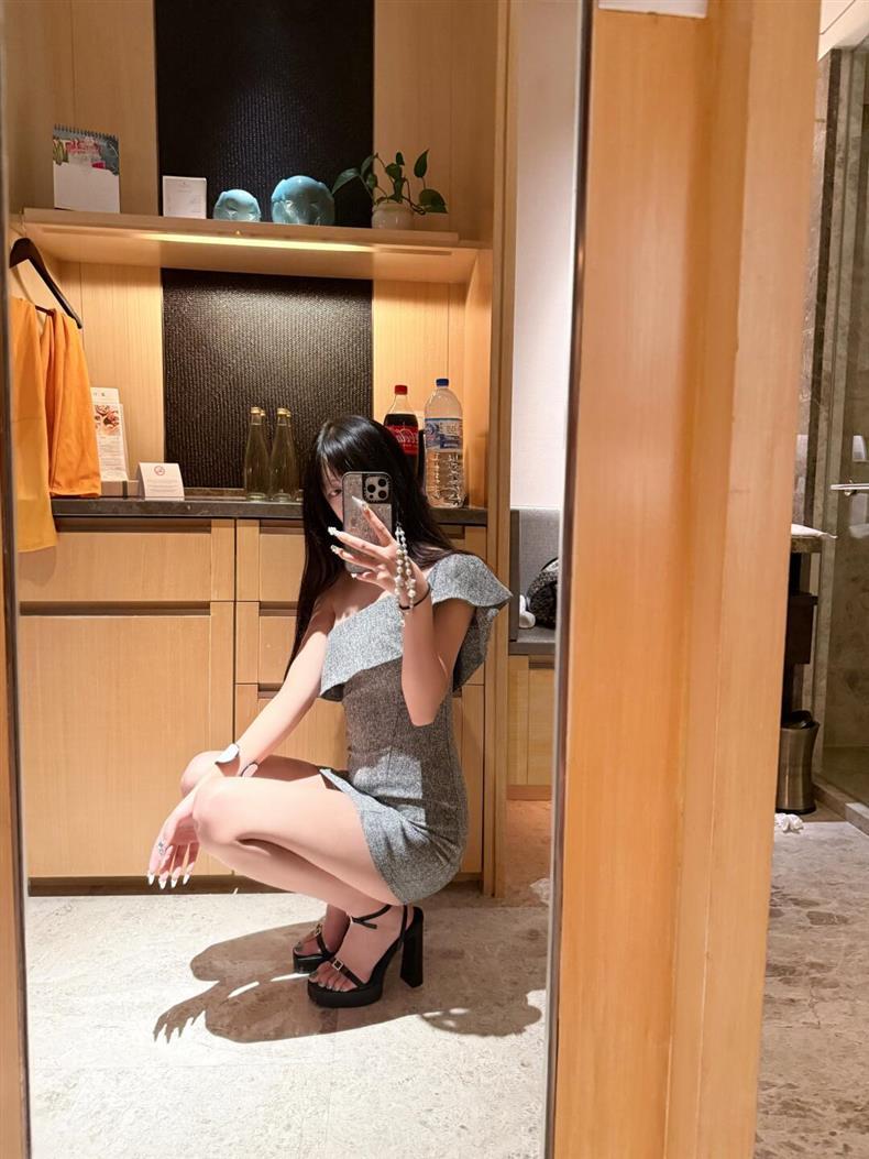 正确版！贵气千金风斜肩款连衣裙女夏季高级感气质修身短裙潮详情4