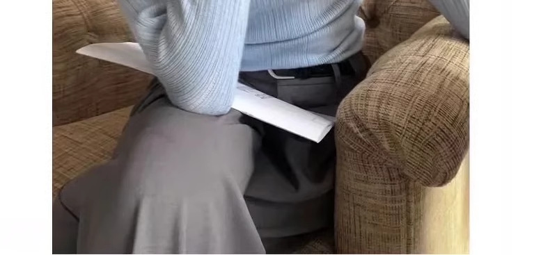 A light purple semi-high neck slim-fit innerwear with a knitted sweater for women in the spring of 2026 is a stylish and unique thin base layer pic 17