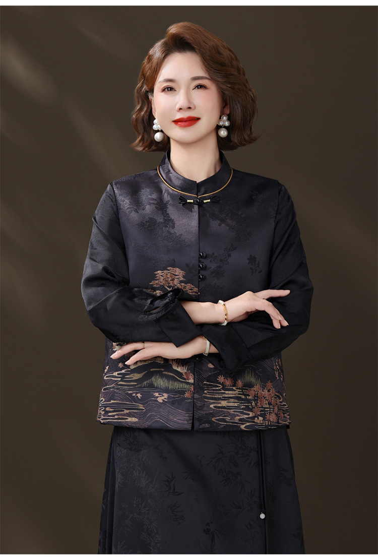 The 2026 new spring vest for middle-aged mothers with a national trend style, featuring a round-neck casual Tang suit for middle-aged and elderly women pic 5