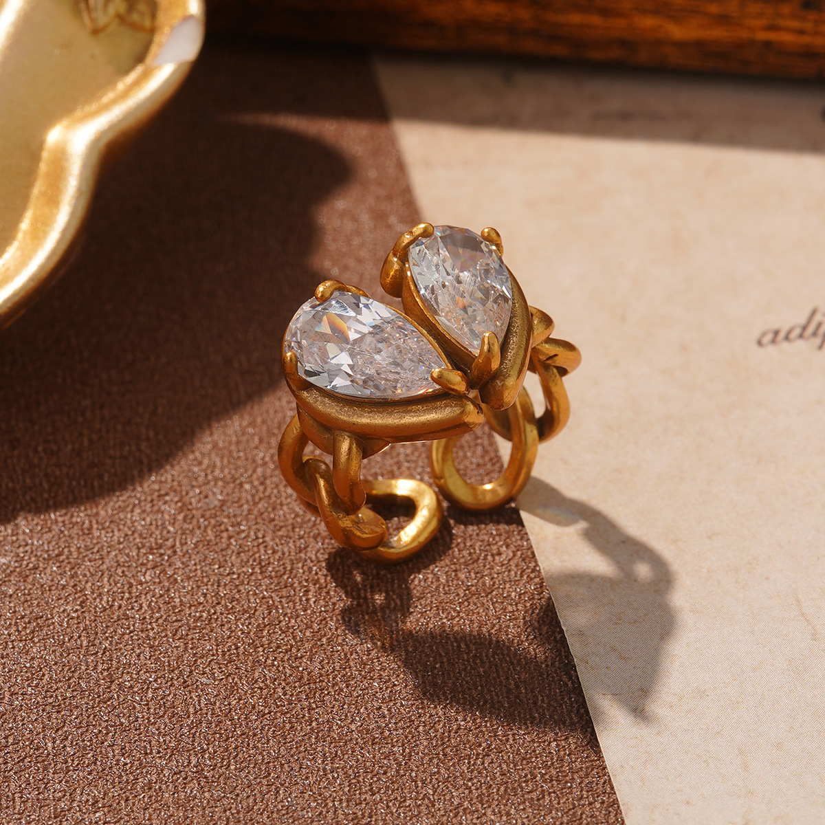 European and American cross-border jewelry design, Russian gold irregular ring, niche court style vintage light luxury ring pic 22