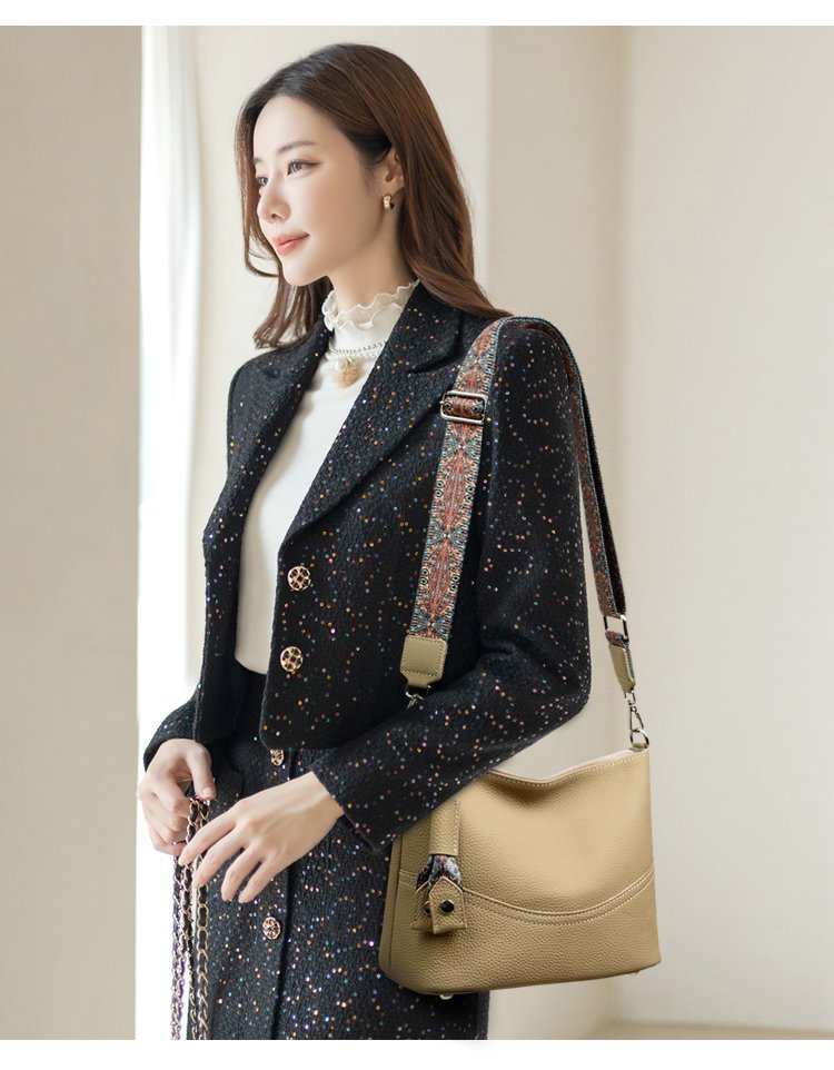 真皮流浪包女包头层牛皮包街拍新款潮时尚百搭三层软皮单肩斜挎包详情12