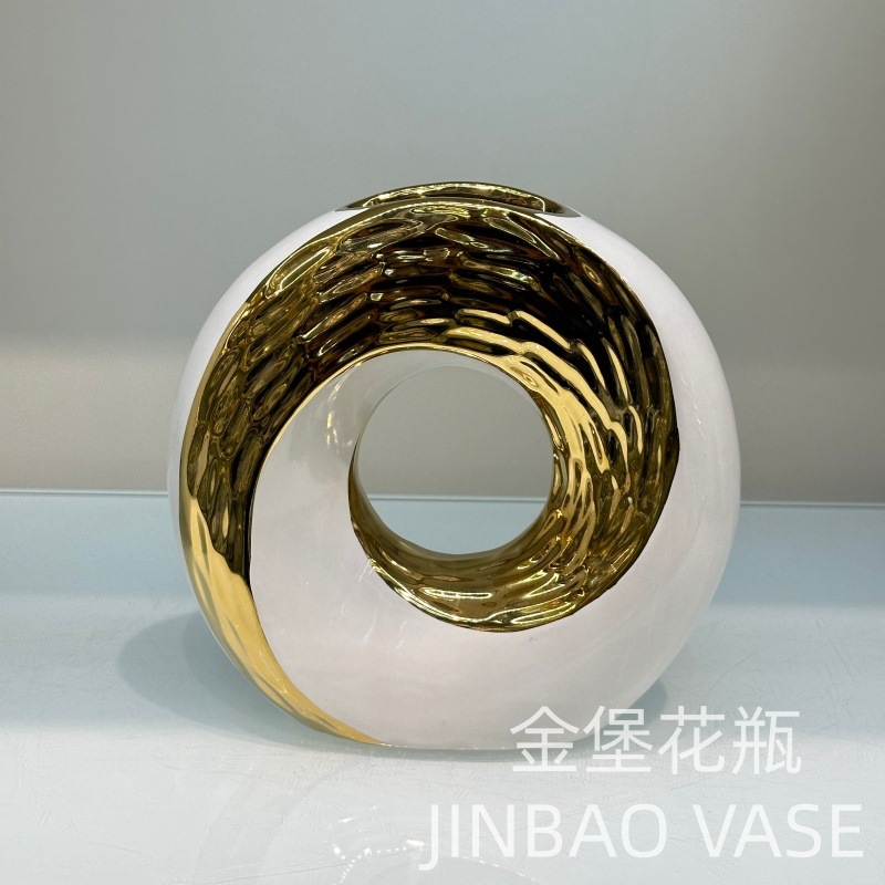 Nordic popular ceramic vase, gilded office and living room decoration item, fresh flower simulation flower arrangement, flower container, heart pic 27