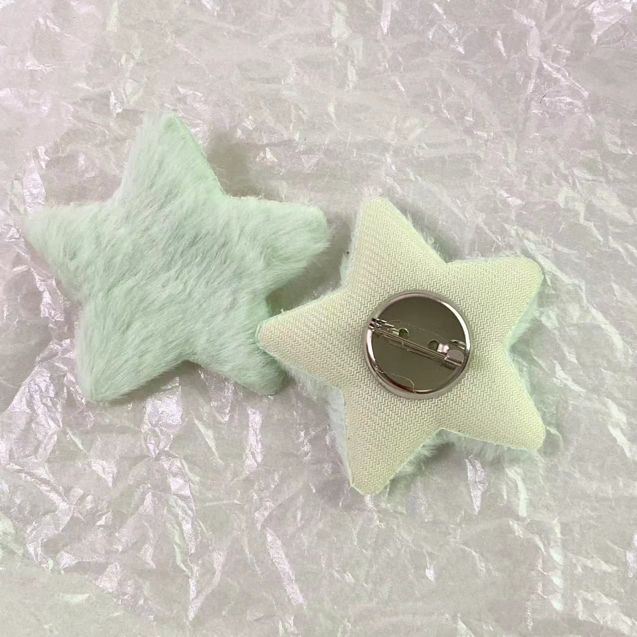 可爱毛绒星星胸针包包挂件鞋扣少女心秋冬颜值别针亚文化配件装饰详情9