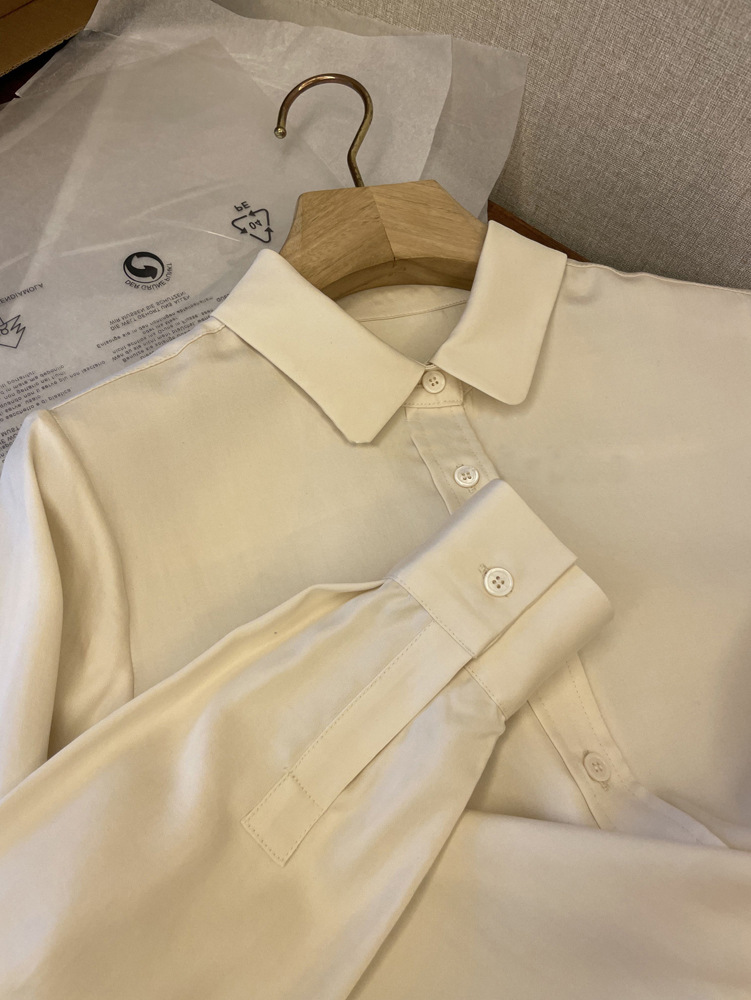 原厂里的禾！上身简直绝了，篙级哑光感天丝翻领长袖纯色气质衬衫详情20