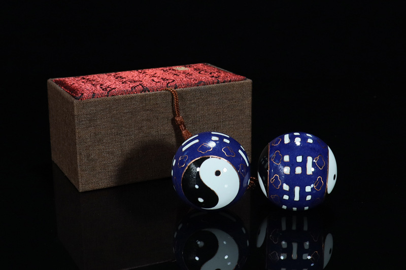 Premium gift box set of Beijing Cloisonne handball outer craft cultural gift Cloisonne low-temperature fitness ball pic 3