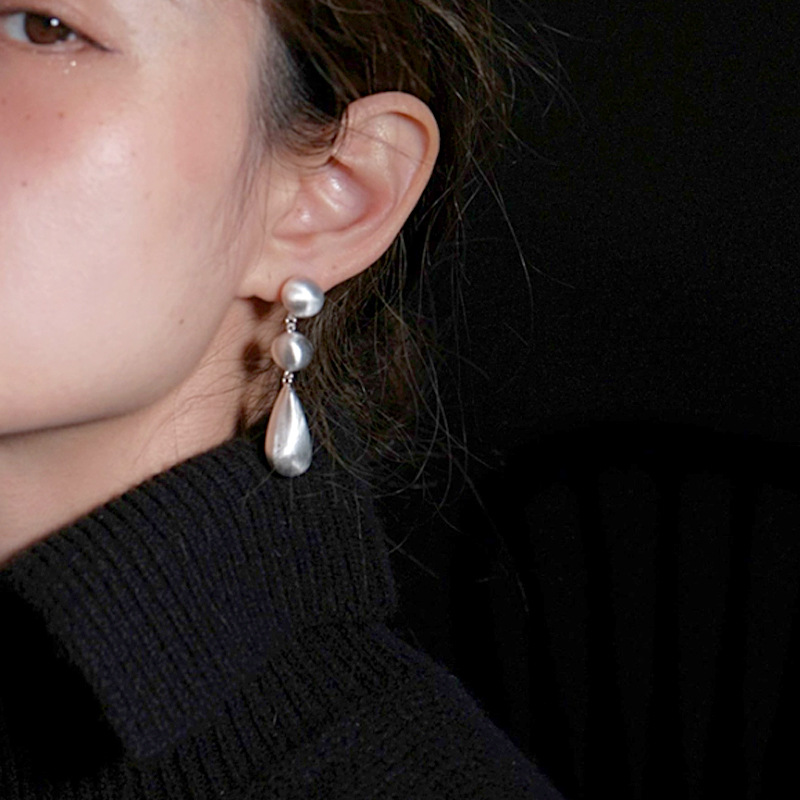 法式复古长款重工哑光拉丝水滴耳坠贵气简约高级感耳环显脸瘦耳饰详情4