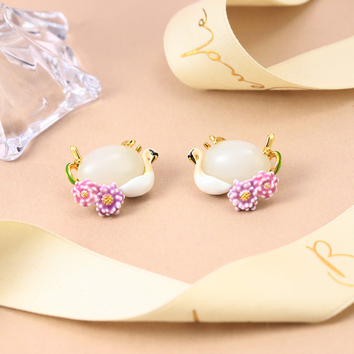 Fresh and new Chinese-style floral stud earrings for spring and summer, high-end enamel pearl earrings, retro Chinese-style tassel earrings for women pic 25