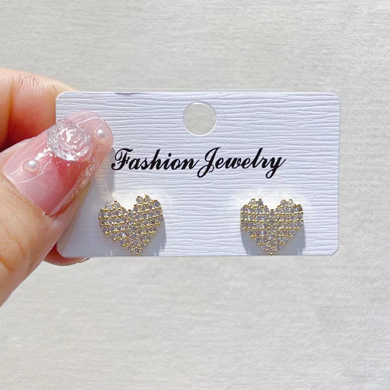 The new trendy copper zircon light luxury micro-set earrings are fresh and elegant. The zircon is versatile and the cute animal stud earrings are adorable pic 4