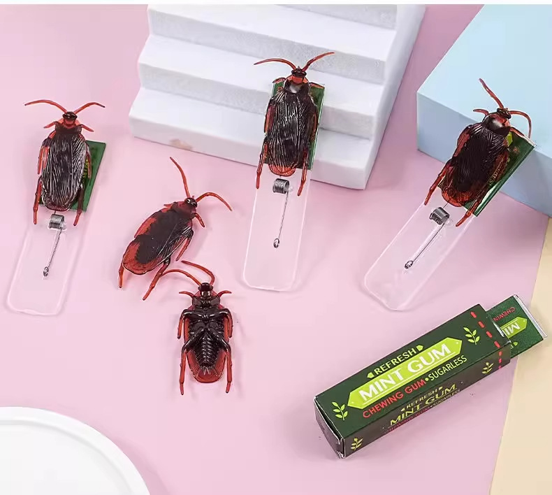 蟑螂口香糖抽拉弹出吓一跳恶搞整蛊玩具仿真绿箭口香糖恶作剧道具详情9