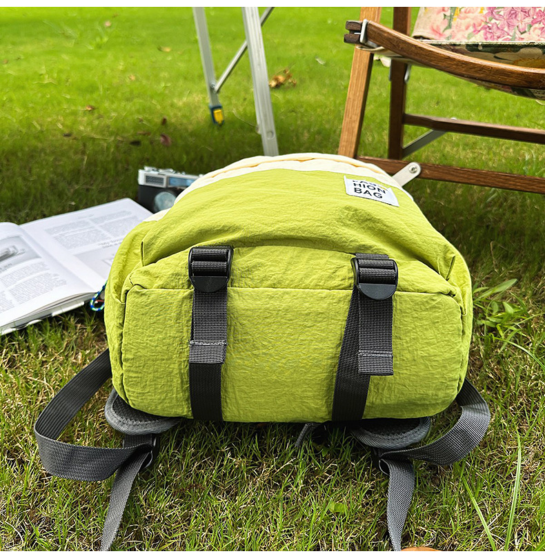 新款束口抽绳双肩包大容量休闲包户外运动登山包超轻量旅行背包详情45