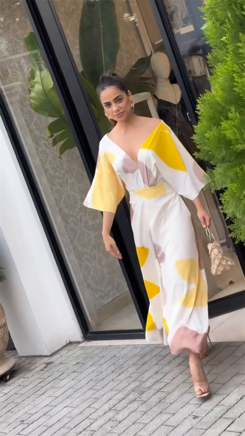 欧美跨境现货女装2024春夏新款时尚气质V领高腰连衣裙印花女长裙详情5