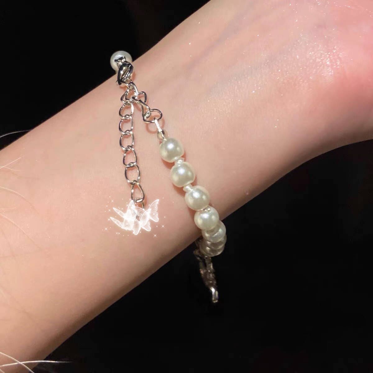 西太后新款ins风仿珍珠项链女颈链小众几何皇冠满钻土星球锁骨链详情13