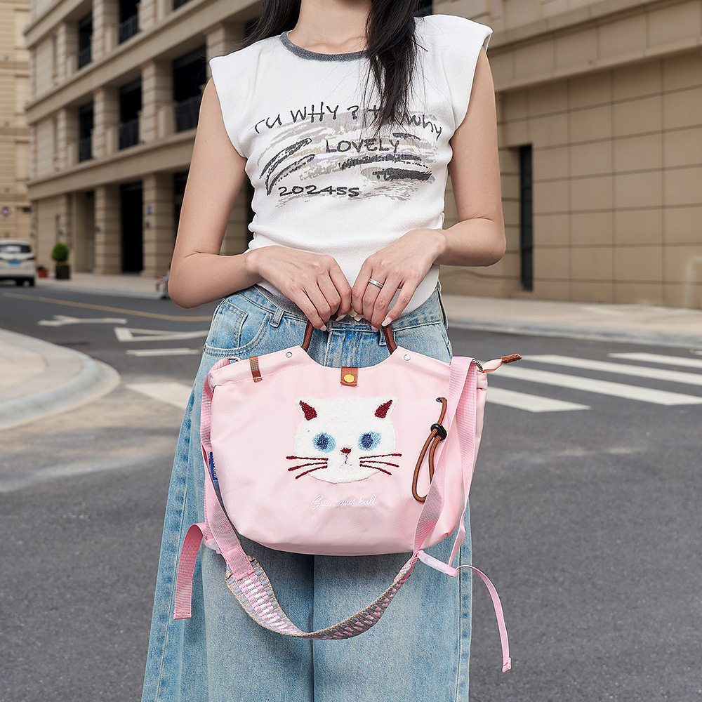 2025ins Japanese style new cute hand-carry small bag, portable for school, commuting and going out as a bento bag pic 21