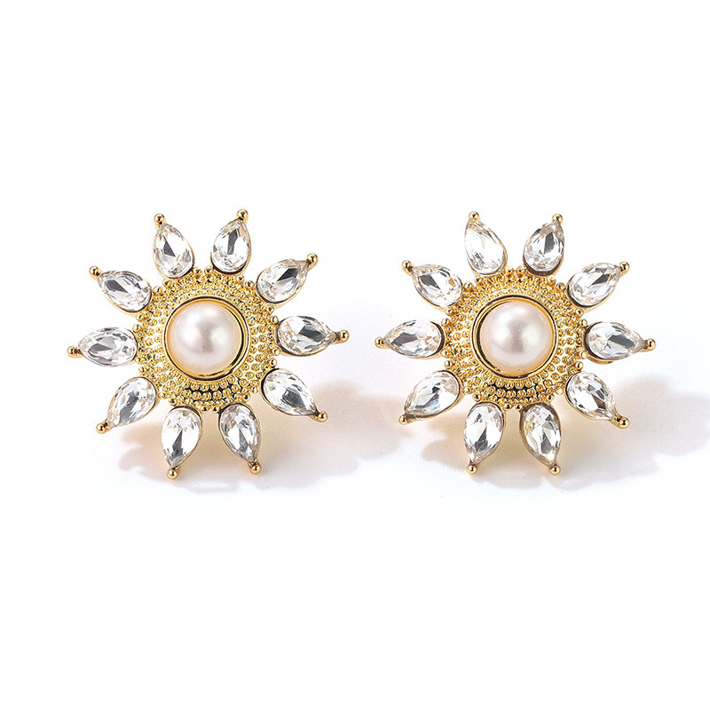 The s925 silver needle sunflower stud earrings are a bestseller, featuring fresh sun, flower and pearl minimalist earrings that exude a feminine charm pic 22