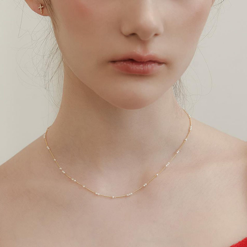 法式小众设计简约迷你baby小珍珠间隔黄铜镀金优雅极细项链锁骨链详情1