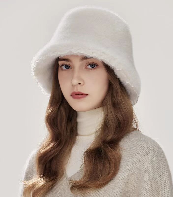 A versatile knitted, warm, Korean-style fisherman's hat that shows off your face, a sweet and cute women's woolen hat with lace trim for the autumn and winter season pic 5