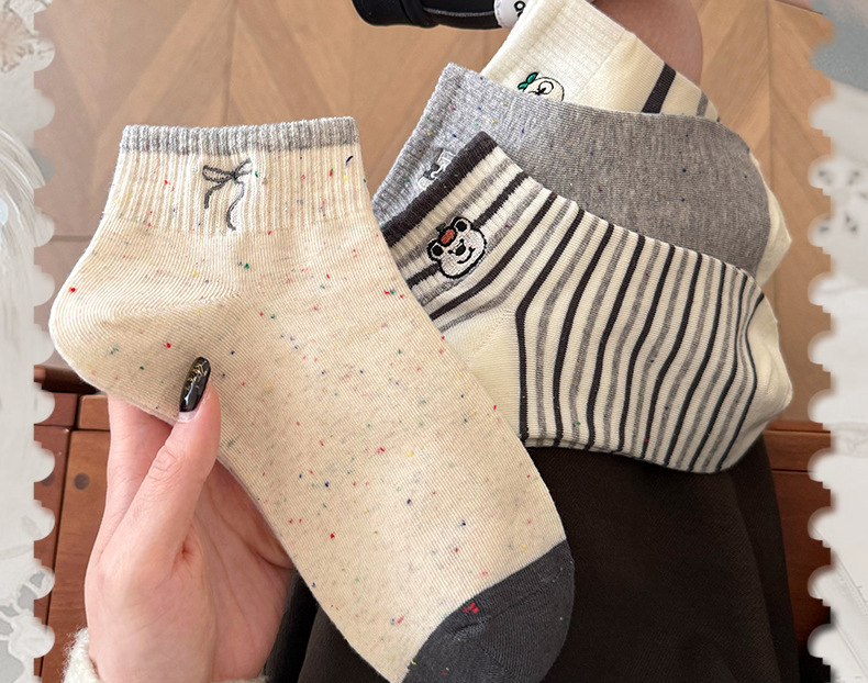 2025年夏季新款袜子女船袜低帮吸汗条纹韩版薄款灰色可爱短筒袜详情15