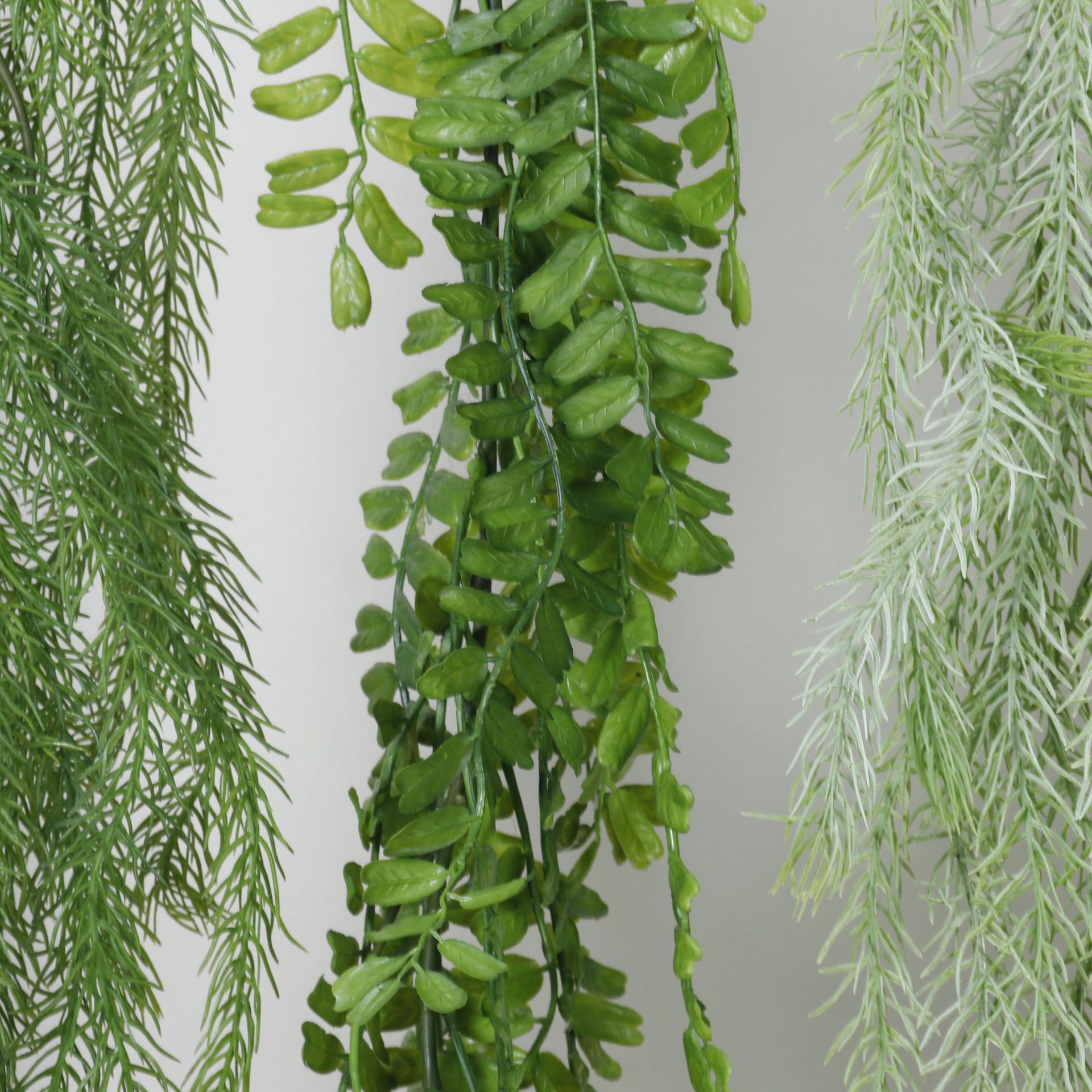 Venta al por mayor simulación de pared greenplant helechos colgantes cyanophis falso ratán sala de exposiciones tuberías decoración de pared plantas verdes pic 5