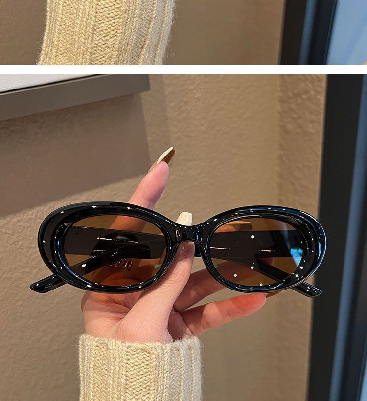 Oval white-framed sunglasses, European and American stylish sunglasses for taking photos, for women with big faces and cat-eye protection, high-end look, ins slimming pic 8