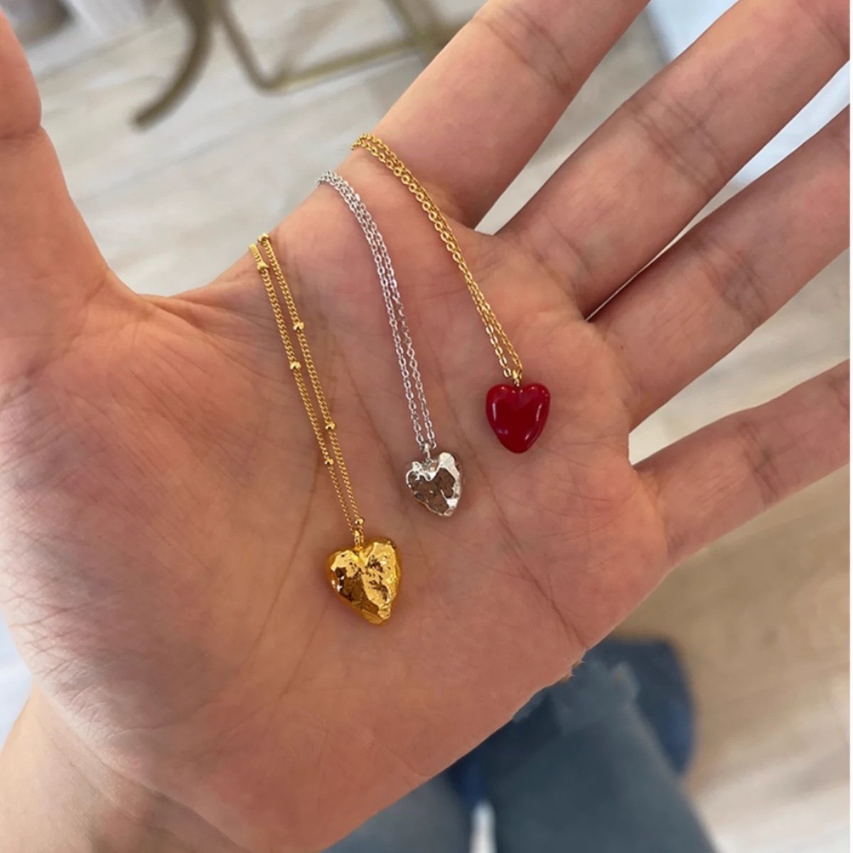 ins韩国小众捶打纹爱心项链女轻奢设计陨石珐琅小红心吊坠锁骨链详情1