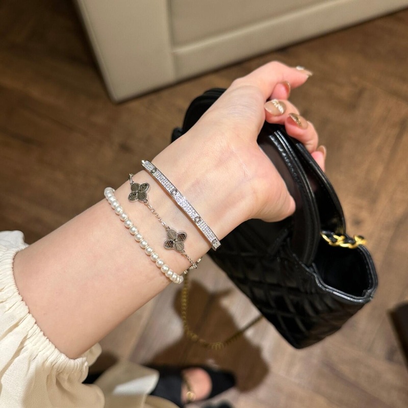 Light luxury French retro new Chinese style half-ring full diamond money bracelet, two-color heavy workmanship exquisite and elegant, versatile bracelet pic 11
