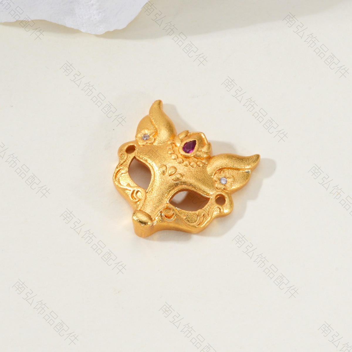Sand gold diamond-encrusted fox mask pendant, hollowed-out LAN Yan fox necklace bracelet pendant accessory, diy handcrafted accessory pic 10