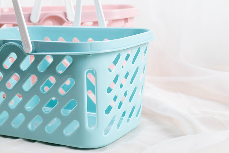 Shopping baskets, small hand-held baskets, bath baskets, toiletry baskets, plastic storage baskets, storage frames, fruit baskets, vegetable baskets pic 19