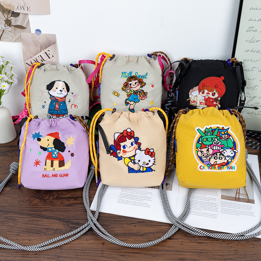 2025 New stylish and lightweight vertical phone bag, casual student cloth bag, Korean style simple 10,000-stitch embroidery single-shoulder bag pic 1