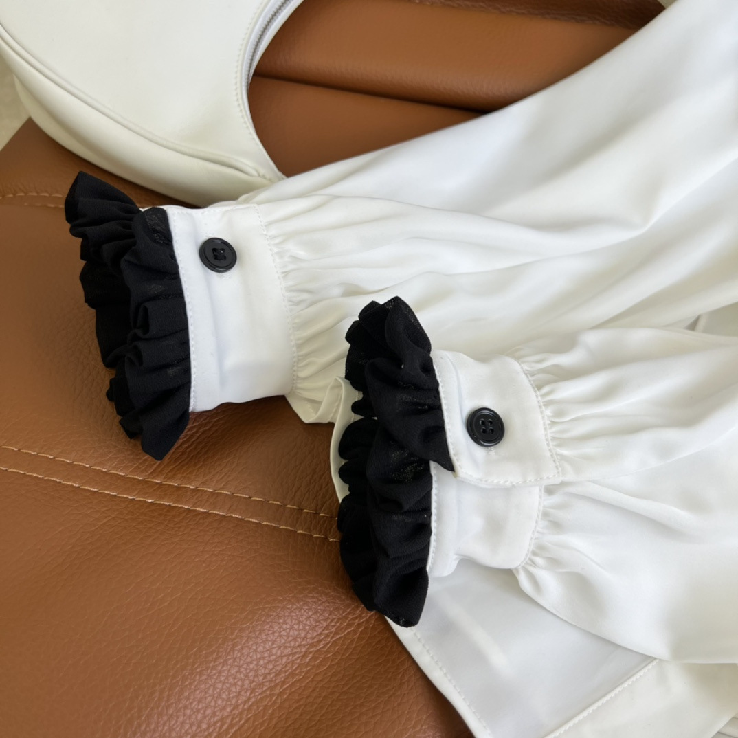 Shenzhen Nanyou high-end original single Xiaoxiangfeng 2022 Spring/Summer French romantic color-blocking black fungus lace bow tie decorated shirt pic 15