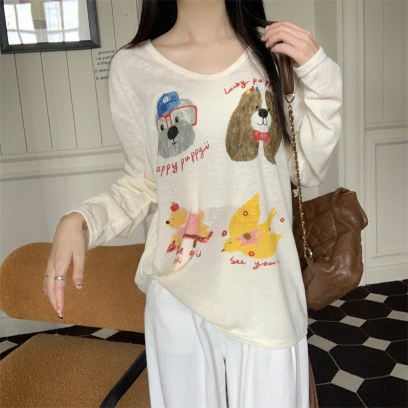 A niche and fun printed long-sleeved T-shirt for women, a thin sun-protective top with a fashionable, laid-back and loose design in autumn pic 7