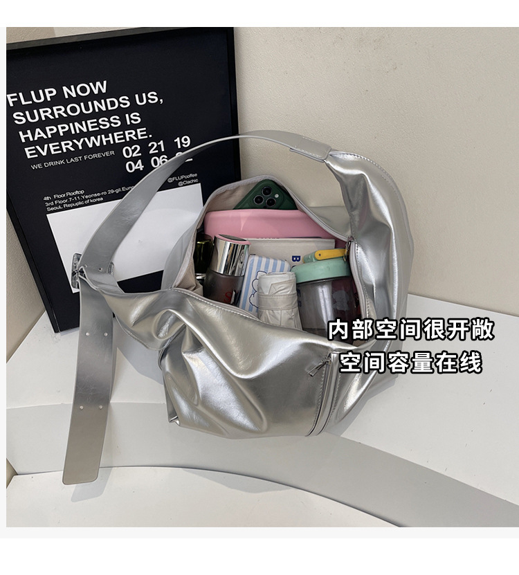 大容量腋下包女2025新款春夏季休闲百搭单肩斜挎包流行通勤饺子包详情7