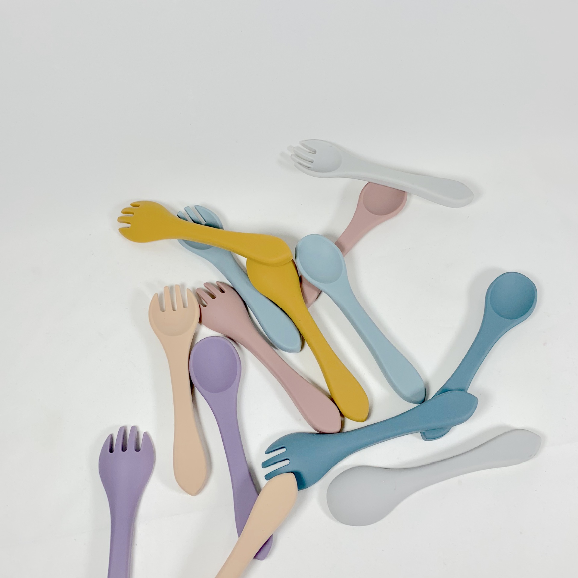 工厂现货宝宝木柄硅胶餐具套装宝宝辅食勺子婴儿喂饭勺叉详情3