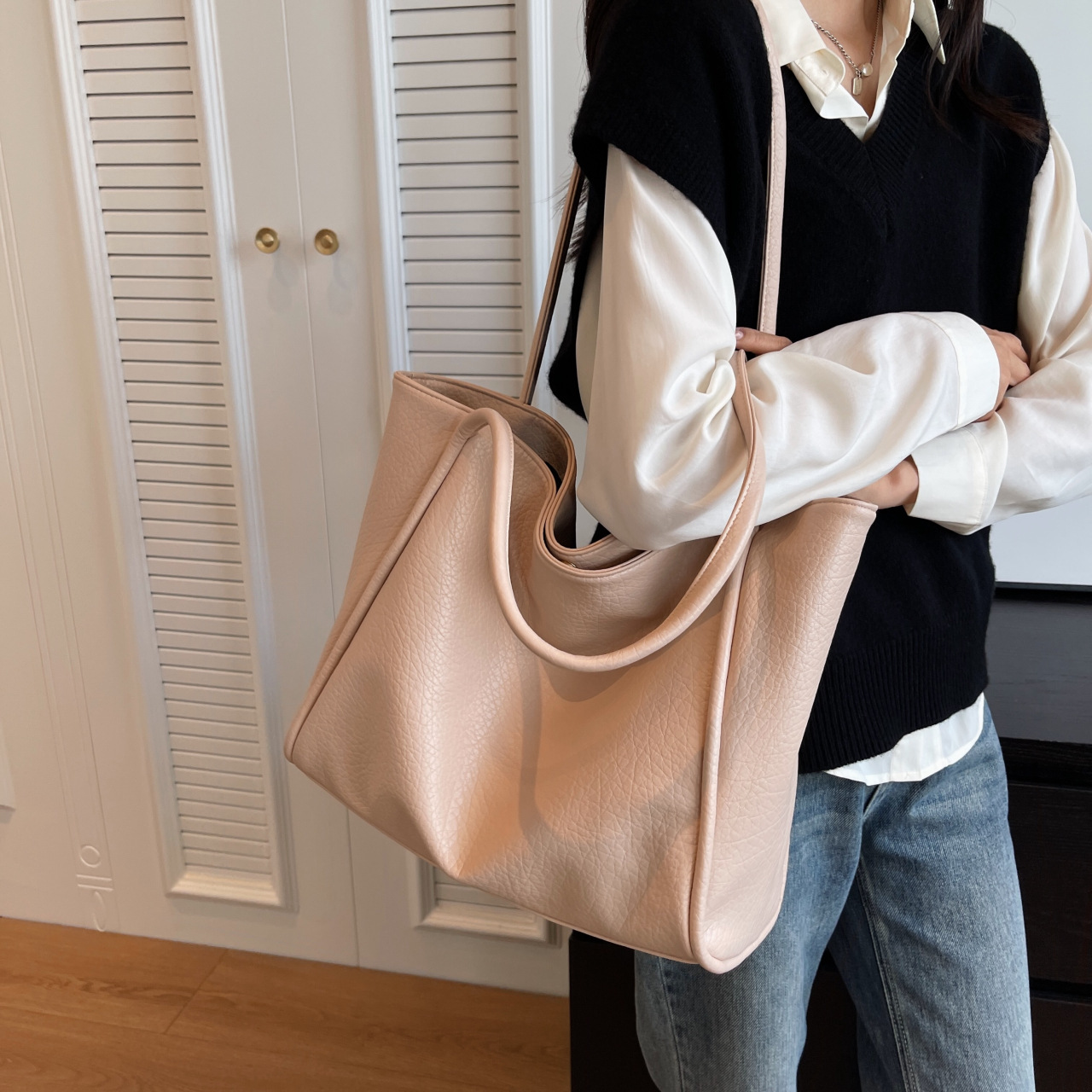 大容量女包包2025软皮质感单肩包休闲百搭上班通勤手提托特包热卖详情1