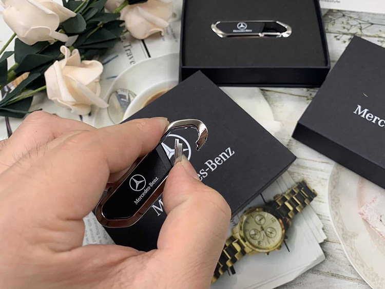 迈巴赫奔驰车载音乐U盘批发32g抖音直播64g刻字旋转优盘礼盒128GB详情21