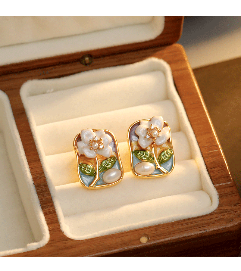 Hyacinth diseño original nuevo estilo chino China China pintura al óleo serie esmalte goteo pendientes de esmalte de cuatro hojas pendientes de perlas de agua dulce para mujeres orejeras de latón hebillas de oído pic 9