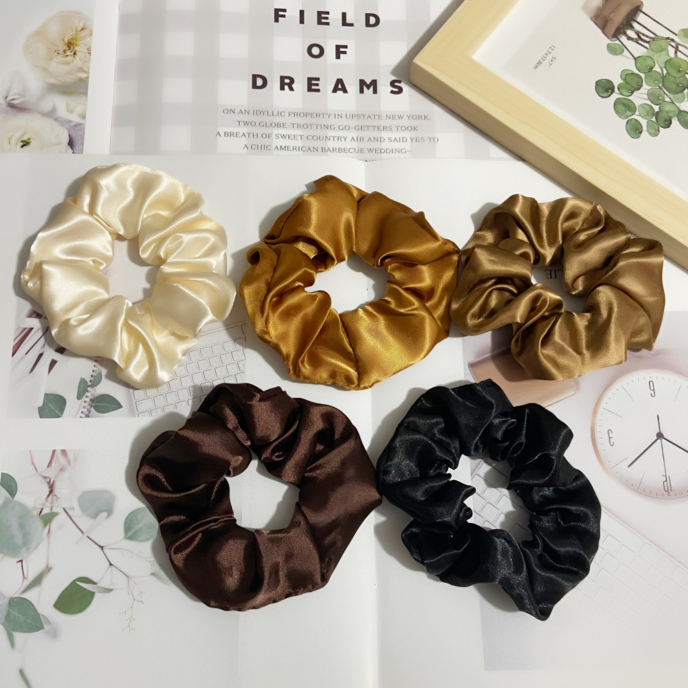 This is a popular cross-border bestseller in Europe and America. It features a high-end satin color and a milk coffee style hair tie for autumn and winter pic 2