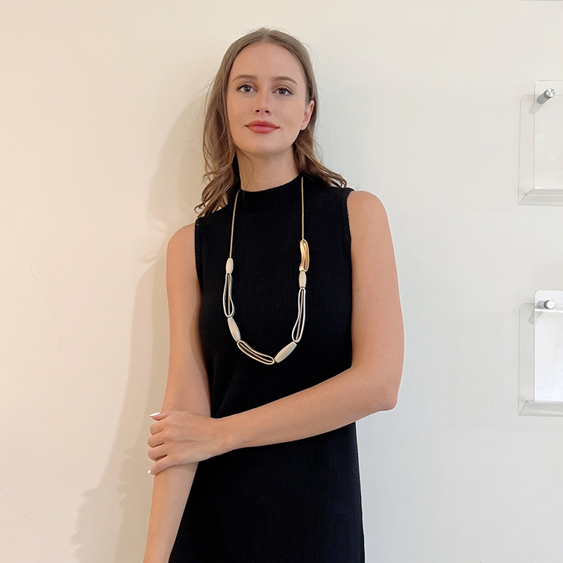 跨境专供亚马逊新款项链欧美时尚长款项链几何木头金属女士毛衣链详情5