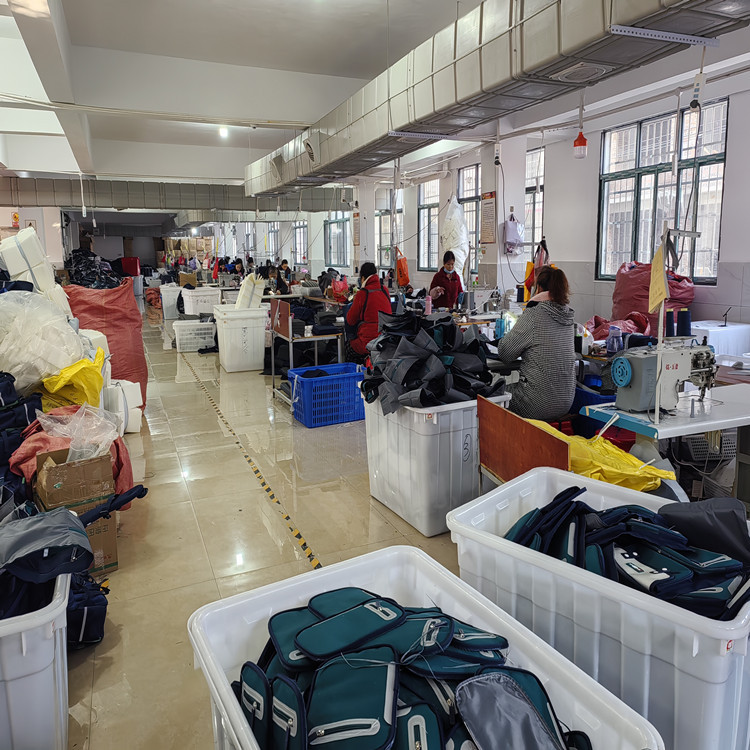 2023小学生书包1-3-6年级英伦双肩背包男女儿童背包厂家印logo详情1